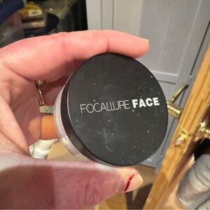 Focallure loose powder